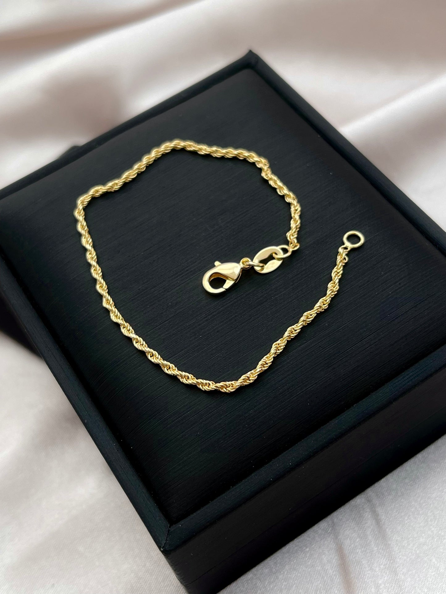 Pulsera tejido lazo de 18cms